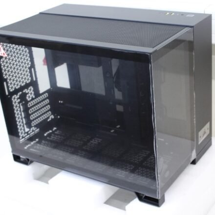 Corsair SALE OUT. Corsair 2500X Mid-Tower Dual Chamber PC Case, Black | Corsair | Dual Chamber PC Case | 2500X | Black | Mid Tower | SMALL PAINT DEFECT ON BOTTOM | Power supply included No CC-9011265-WWSO
