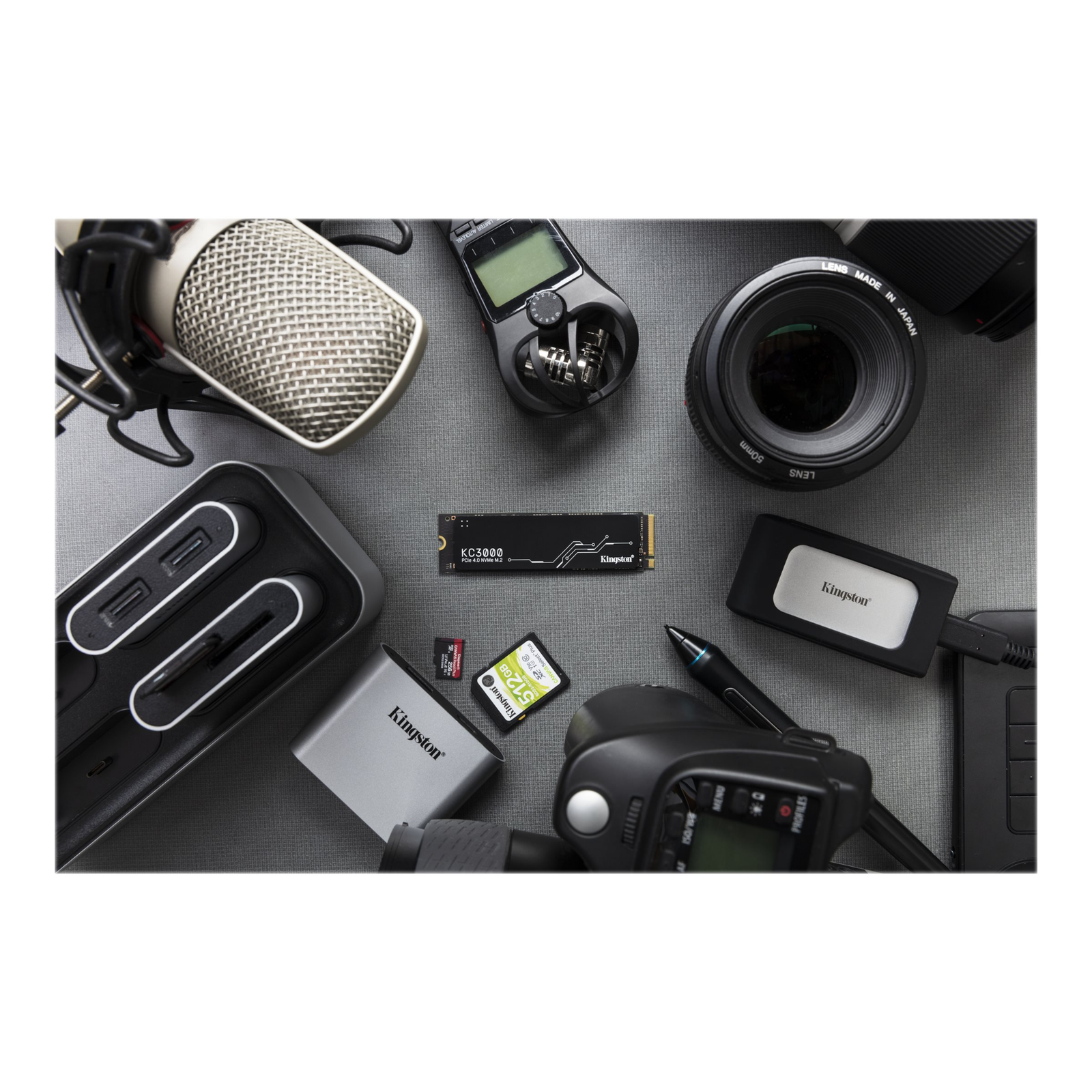 Kingston Kingston | SSD | KC3000 | 2048 GB | SSD form factor M.2 2280 | Solid-state drive interface PCIe 4.0 NVMe M.2 | Read speed 7000 MB/s | Write speed 7000 MB/s SKC3000D/2048G