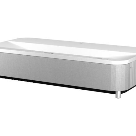 Epson Epson | EH-LS800W | 4K PRO-UHD 3840 x 2160 (2 x 1920 x 1080) | 4000 ANSI lumens | White | Lamp warranty 12 month(s) V11HA90040