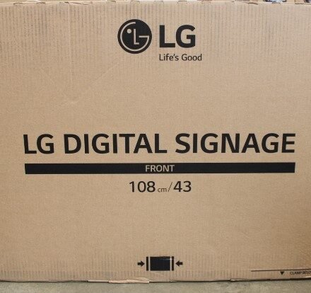 LG SALE OUT. SALE OUT. LG 43UH7J-H 43“ 3840x2160/700cd/m2/16:9/8ms/ HDMI DP Audio | LG | 43UH7J-H | 43 " | Landscape/Portrait | 24/7 | WebOS | Wi-Fi | DAMAGED PACKAGING, UNPACKED, USED, SCRATCHED ON BACK | 700 cd/m² | 8 ms | 178 ° | 178 ° 43UH7J-H.AEUSOSO
