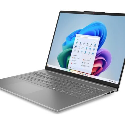 Lenovo Lenovo IdeaPad Slim 5 16AHP10 | Luna Grey | 16 " | OLED | 2.8K | 2880 x 1800 pixels | Glossy | AMD Ryzen 7 | 8845HS | 16 GB | DDR5 | Solid-state drive capacity 1000 GB | AMD Radeon 780M Graphics | Windows 11 Home | 802.11be | Bluetooth version 5.4 | Keyboard language Nordic | Keyboard backlit | Warranty 24 month(s) | Battery warranty 12 month(s) 83HW000NMX