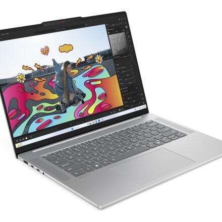 Lenovo Lenovo IdeaPad Slim 5 15ARP10 | Cloud Grey | 15.1 " | OLED | WQXGA | 2560 x 1600 pixels | AMD Ryzen 5 | 7535HS | 16 GB | Soldered LPDDR5x | Solid-state drive capacity 512 GB | AMD Radeon 660M Graphics | Windows 11 Home | 802.11ax | Bluetooth version 5.3 | Keyboard language English | Warranty 24 month(s) | Battery warranty 12 month(s) 83J3004GNT