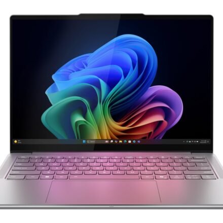 Lenovo Lenovo Yoga Slim 7 14ILL10 | Luna Grey | 14 " | OLED | WUXGA | 1920 x 1200 pixels | Intel Core Ultra 7 | 256V | 16 GB | Soldered LPDDR5x | Solid-state drive capacity 512 GB | Intel Arc Graphics 140V | Windows 11 Home | 802.11be | Bluetooth version 5.4 | Keyboard language English | Keyboard backlit | Warranty 24 month(s) | Battery warranty 12 month(s) 83JX00A4NT