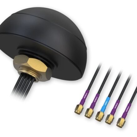 Teltonika Teltonika Combo Quad Mobile/GNSS Roof SMA Antenna | PR1KCL28 | Gain 28±2 dB | 698-960/1710-2690 GHz PR1KCL28