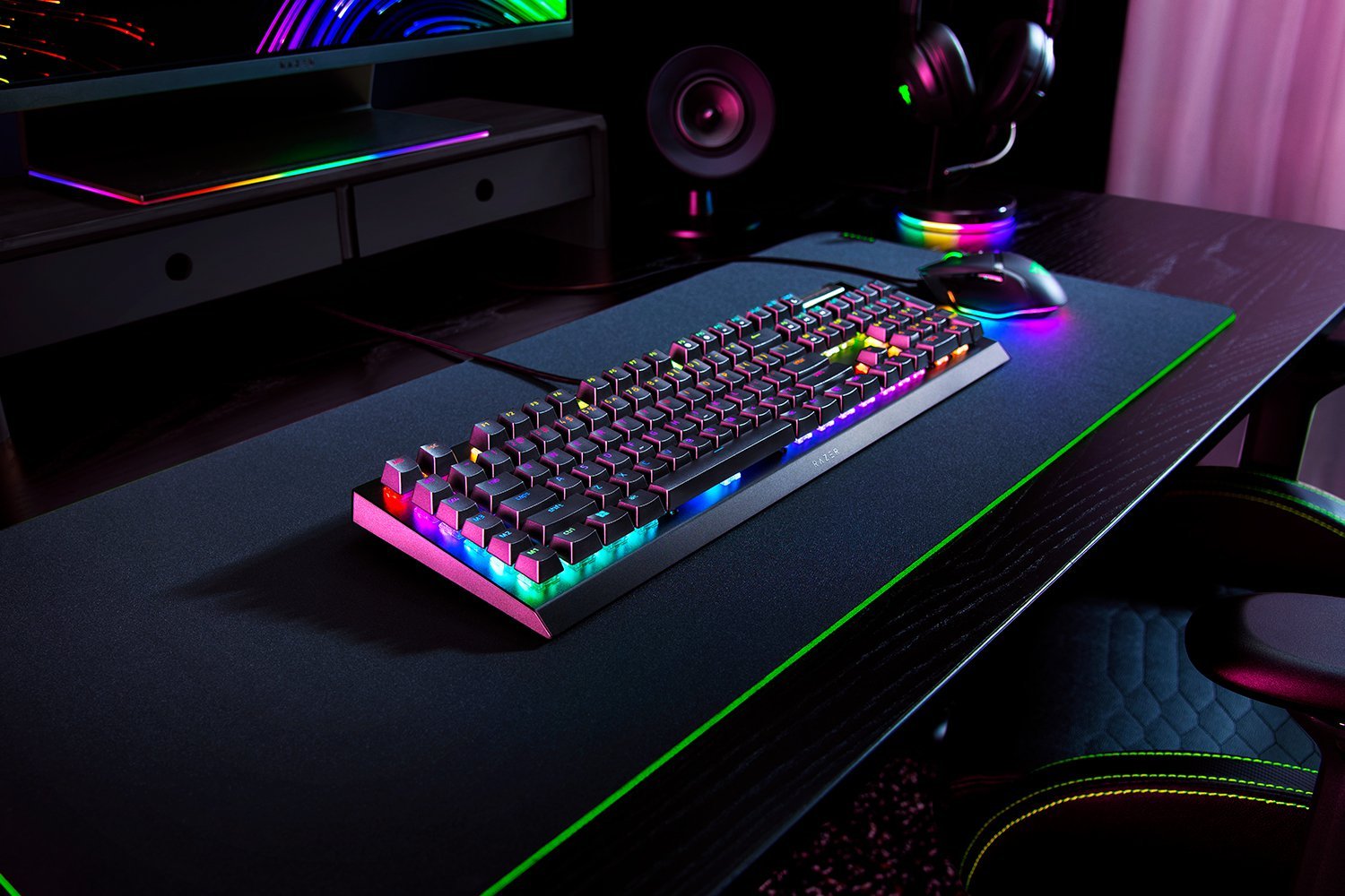 Razer Razer | Mechanical Gaming Keyboard | BlackWidow V4 X | Mechanical Gaming Keyboard | Wired | US | Black | Yellow Mechanical Switches (Linear) RZ03-04701800-R3M1