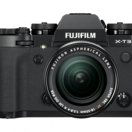 Fujifilm Fujifilm | X-T3 | Mirrorless Camera body | 26.1 MP | ISO sensitivity (max) 51200 | Display diagonal 3.0 " | Video recording | Magnification 0.75 x | Viewfinder | CMOS | Black X-T3 Black