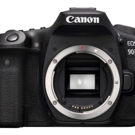Canon Canon | EOS | 90D | SLR Camera Body | Megapixel 32.5 MP | ISO sensitivity (max) 25600 | Display diagonal 3 " | Wi-Fi | Video recording | APS-C | Black 3616C003