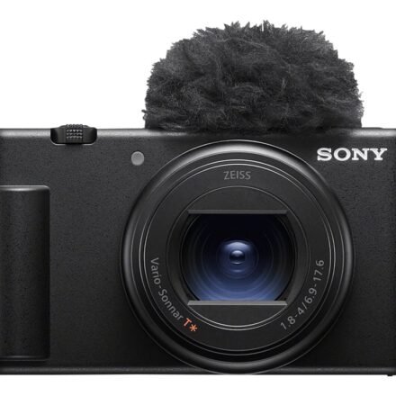 Sony Sony | Vlog Camera | ZV-1 II | 20.1 MP | ISO sensitivity (max) 12800 | Display diagonal 3.0 " | Video recording | Wi-Fi | 1.0-type | Black ZV1M2BDI.EU
