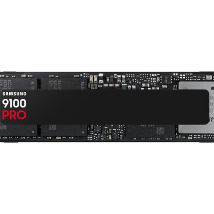 Samsung Samsung 9100 PRO | Solid state drive | 4000 GB | SSD form factor M.2 2280 | Solid-state drive interface PCI Express 5.0 x4 (NVMe) | Read speed 14800 MB/s | Write speed 13400 MB/s MZ-VAP4T0BW